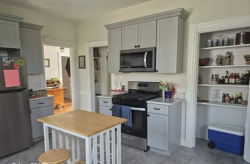 445 Beech St #2 Photo 1