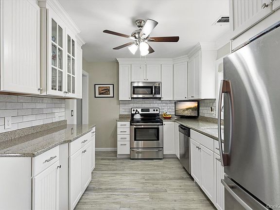 5th image of 277 Howell Avenue