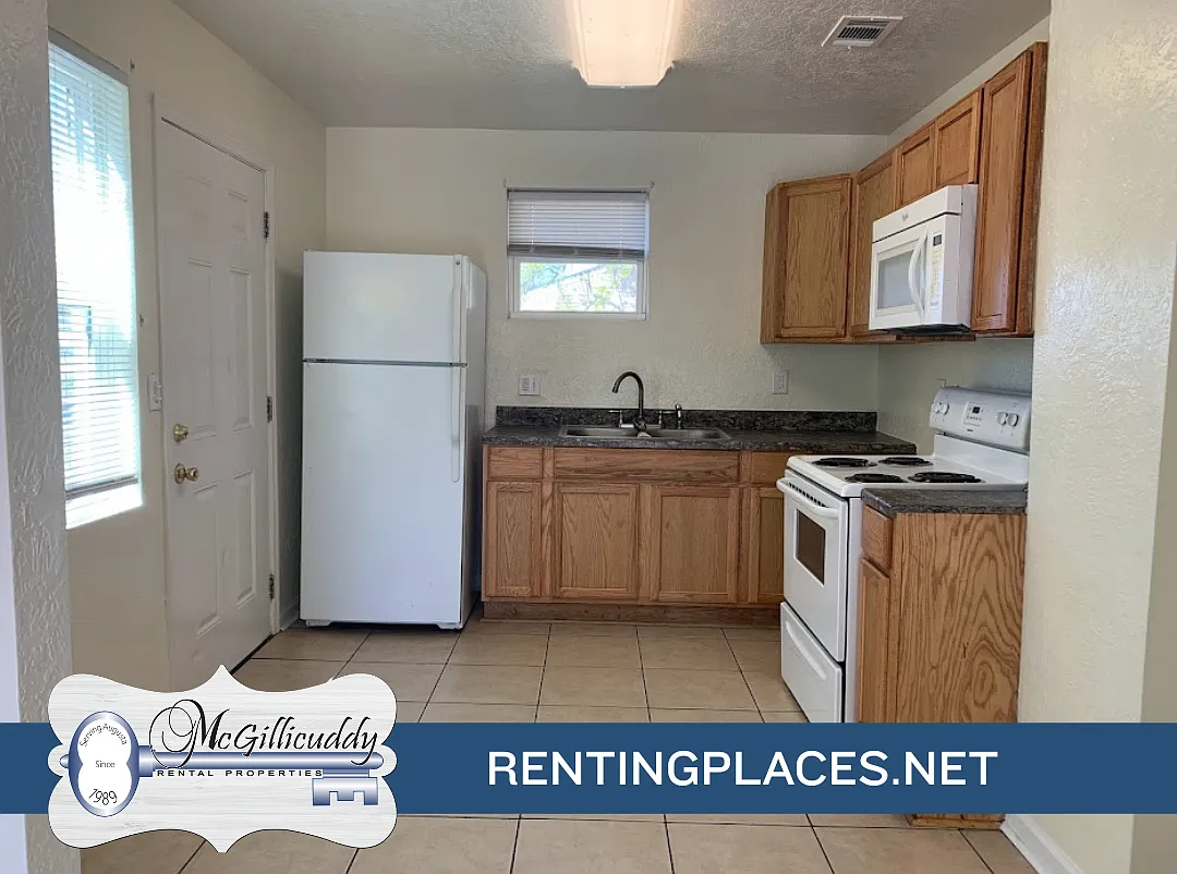 2 bed, 816 sqft, $1,195 — Photo 3