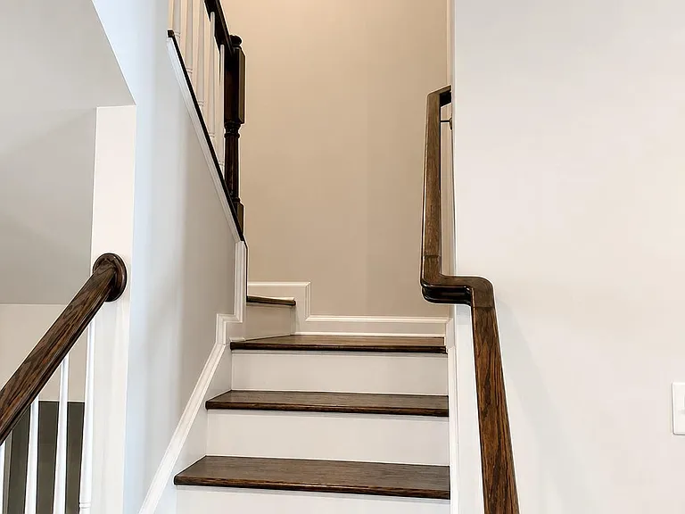 506 Cliff Ln — Photo 13