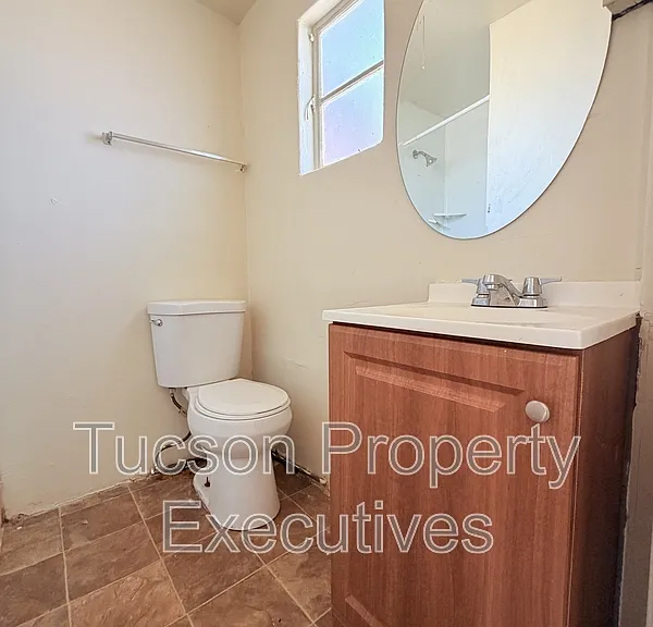 3314 E Benson Hwy #9 — Photo 7
