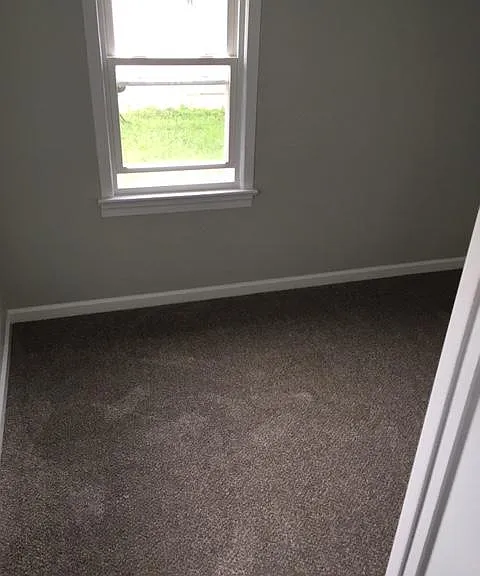 228 Adrain St — Photo 9
