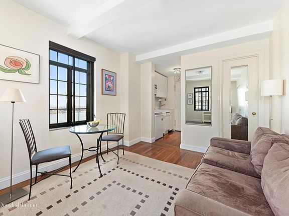 3rd image of 25 Tudor City Pl APT 1401