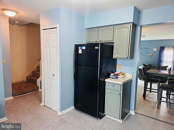 5th image of 10714 Brice Ct