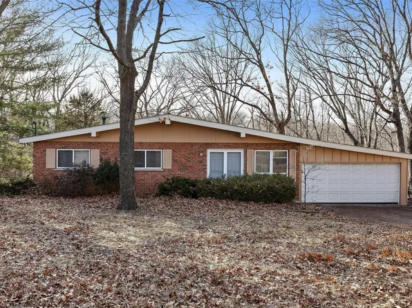 15 Ozark Ln, Arnold, MO 63010