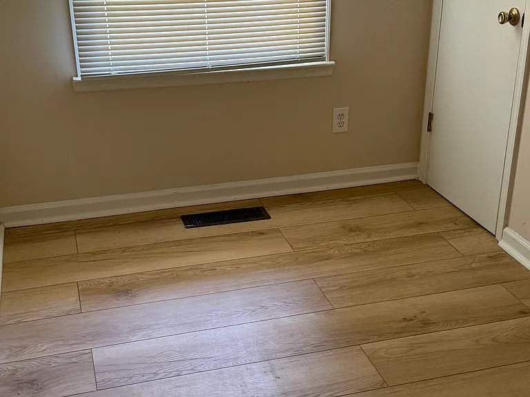 2573 Delano Dr — Photo 8