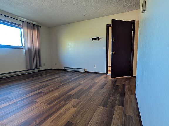 3rd image of 204 Indian Paintbrush St APT 2