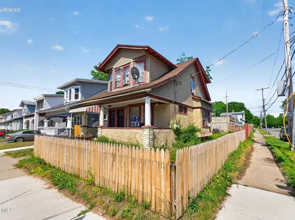 27 McKinley Street, Albany, NY 12206