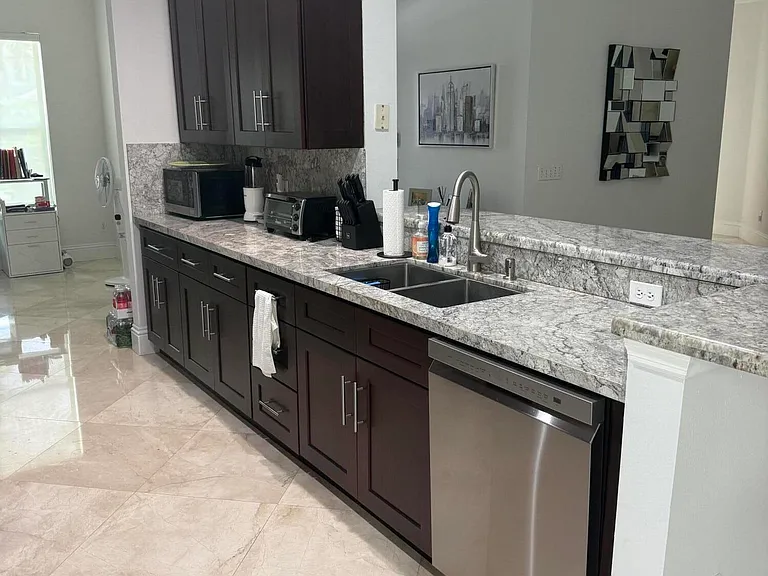 7684 Doubleton Dr — Photo 12