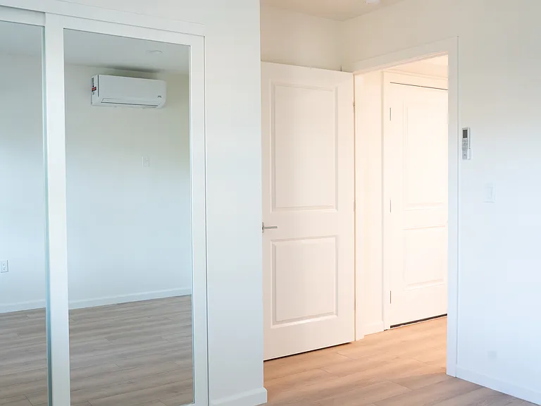 5259 Lexington Ave #3 — Photo 19