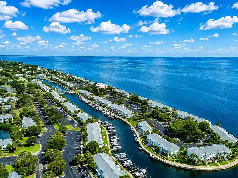 5245 Coquina Key Dr SE #A — Photo 2