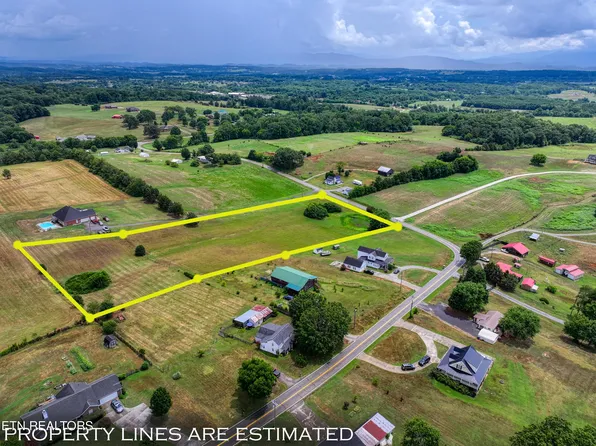 3750 Sinking Creek Rd, Greenback, TN 37742