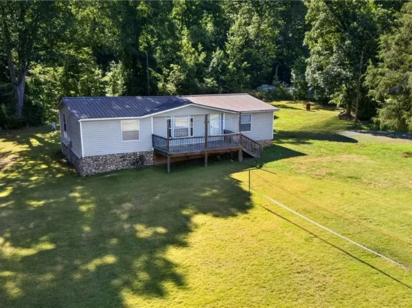 554 Kindley Rd, Thomasville, NC 27360
