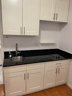 Rented by Compass | media 9