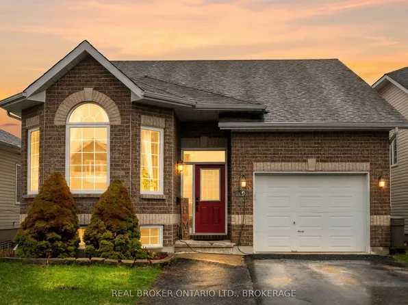 132 Dalgleish Ave, Kingston, ON K7K 7E3