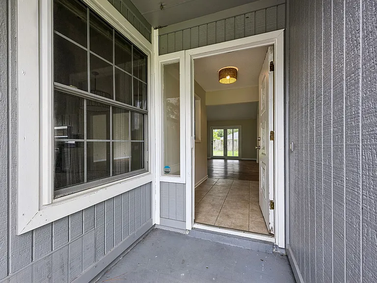 11018 Reading Rd — Photo 33