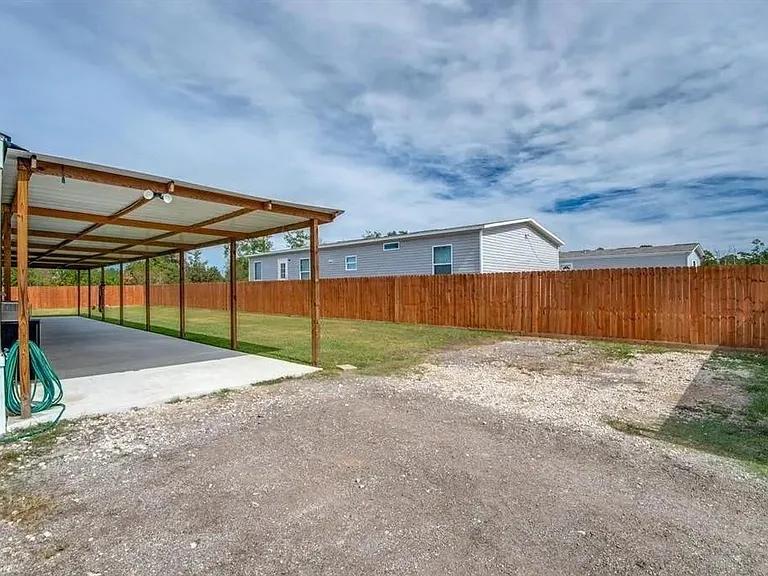 505 Road 5202 — Photo 3