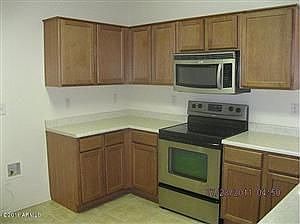 3rd image of 5160 W Albeniz Pl