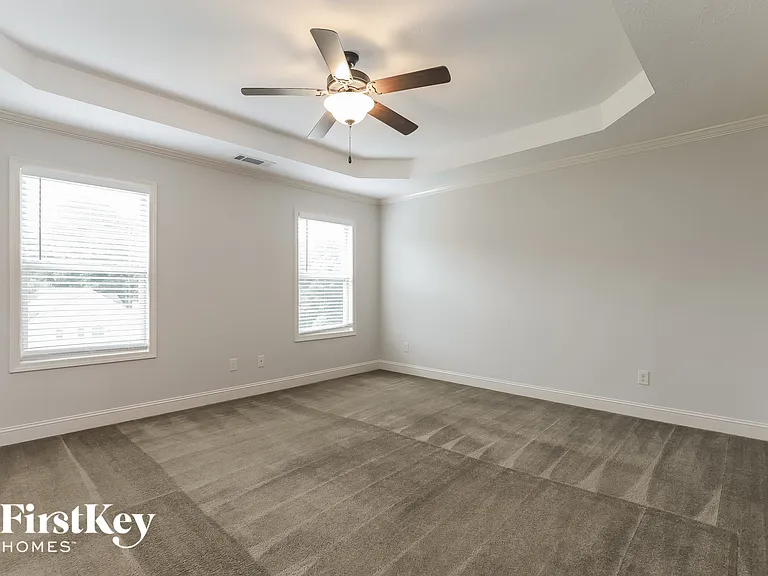 537 Cambridge Farms Dr — Photo 7