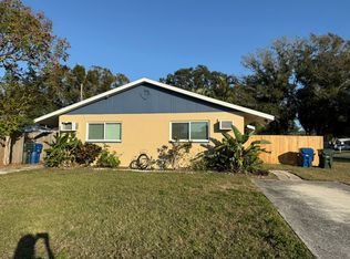 1745 Maiden Ln, Largo, FL 33774