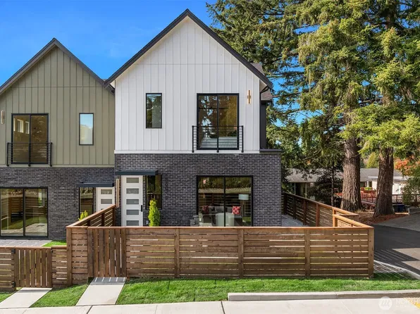18607 B 104th Avenue NE, Bothell, WA 98011