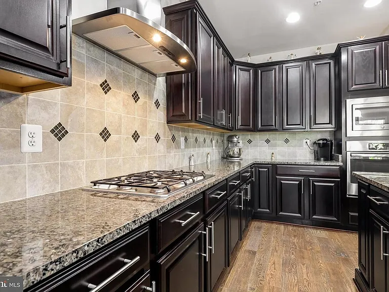 5241 Stream Bank Ln — Photo 2