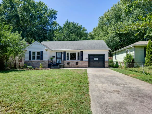 1627 N Waverly Avenue, Springfield, MO 65803