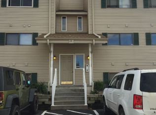 7 Lakeshore Ct, Council Bluffs, IA 51501