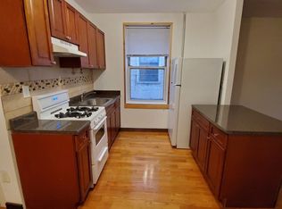 30-59 48th St #1R, Astoria, NY 11103