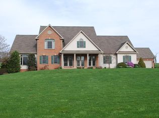 135 Strick Rd, Milton, PA 17847