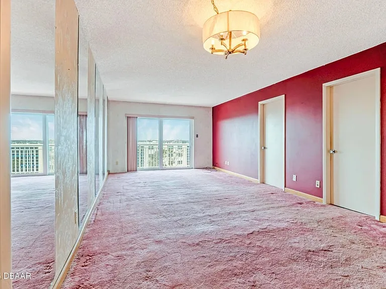 100 Silver Beach Ave #816 — Photo 5