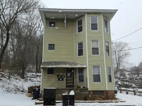 66 E Main St, Southbridge, MA 01550