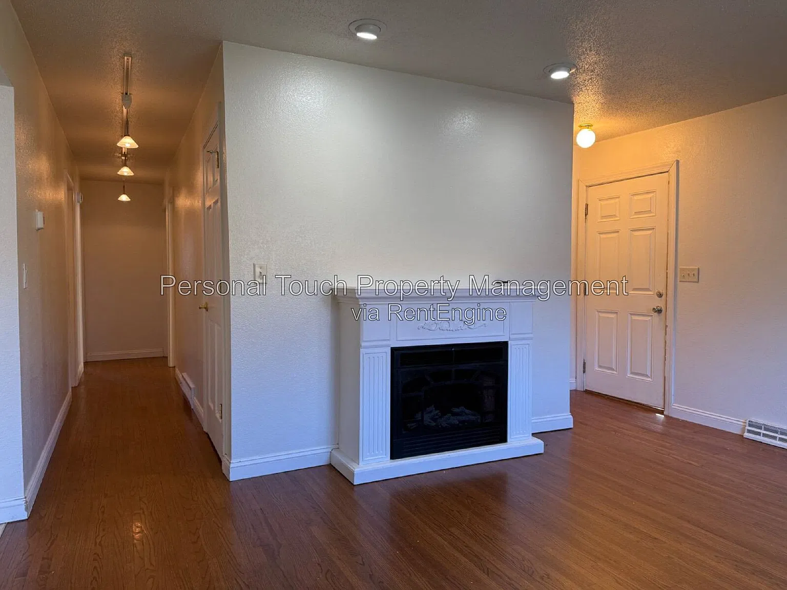 3 bed, 1.0 bath, $1,200 — Photo 4