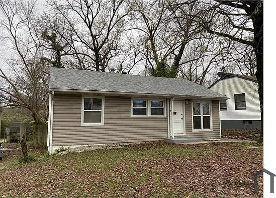 320 Cameron Rd