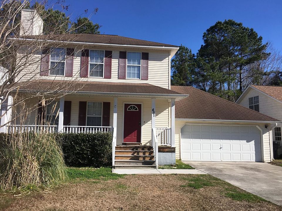 1st image of 451 Courtland Dr