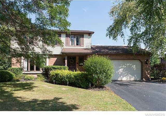 1st image of 60 Fairway Dr