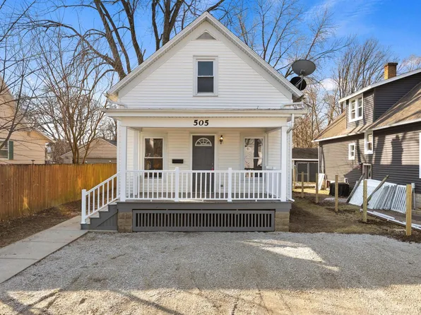 505 E Locust St, Fairbury, IL 61739
