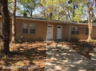 630 Luna Ct, Jacksonville, FL 32205