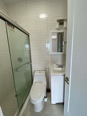 Rented by The Brokerage Group LLC | media 20