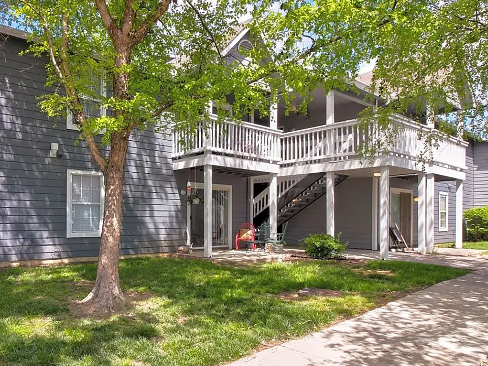August Place Apartments