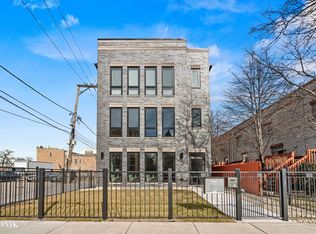 418 E Oakwood St #2, Chicago, IL 60653