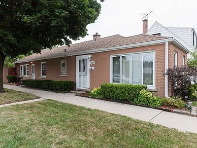 3859 N Pontiac Ave, Chicago, IL, 60634