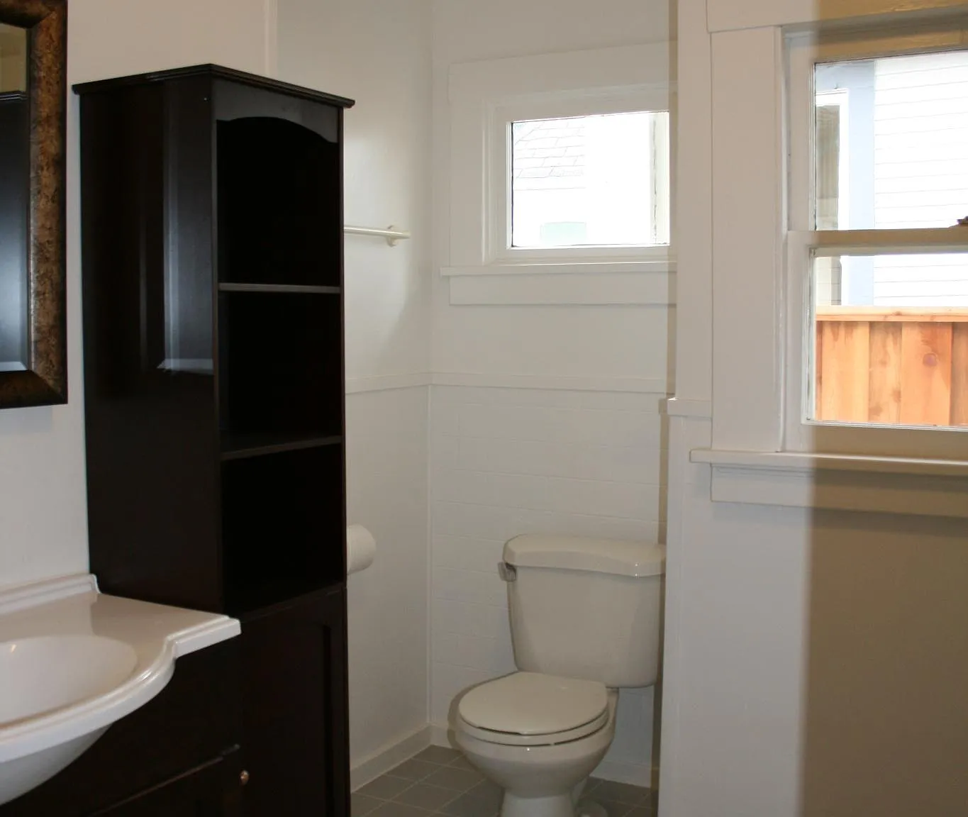 1005 Villa St — Photo 2