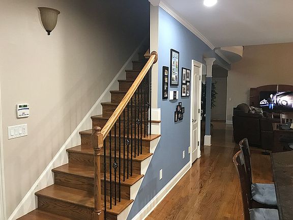 5th image of 3616 Lively Oak Dr