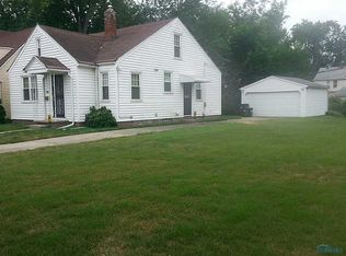 921 Searles Rd, Toledo, OH 43607