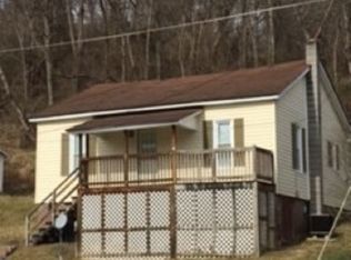 325 Grayson St, Fries, VA 24330
