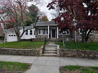 33 Carleton St, Providence, RI 02908