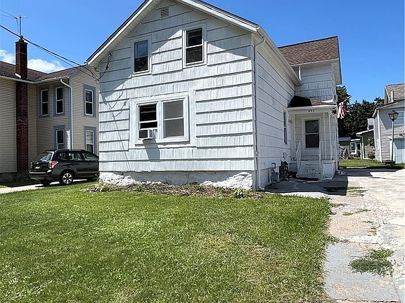 3rd image of 271 Church St