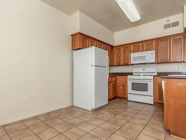 Palo Alto Place — Photo 29