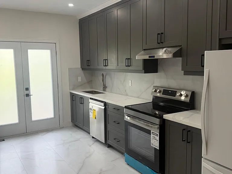 8 Ed Quigg Way #UPPER — Photo 5